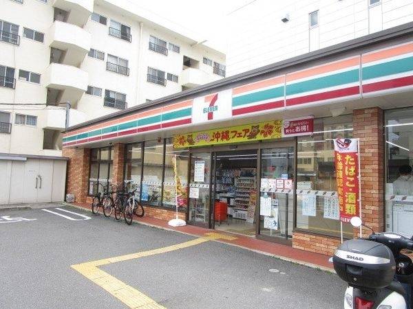 セブンイレブン吹田南金田1丁目店