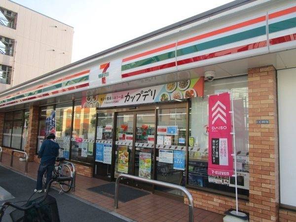 セブンイレブン吹田元町店