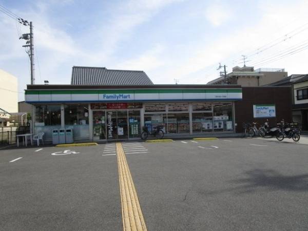 スギ薬局中津店