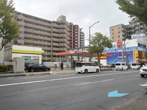 街かど屋江坂店