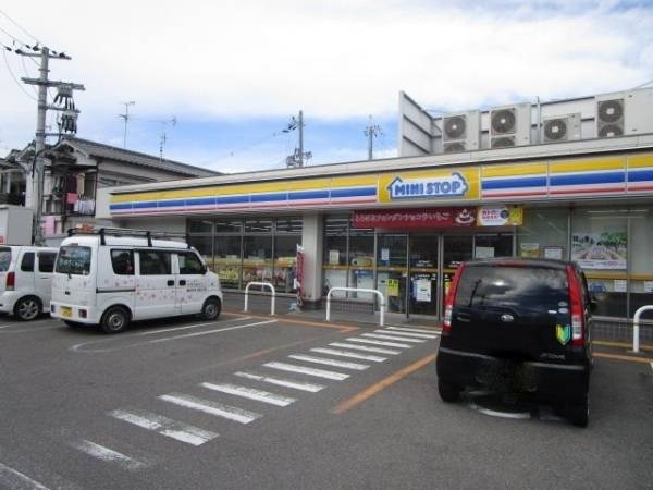 ミニストップ 高槻寿町１丁目店