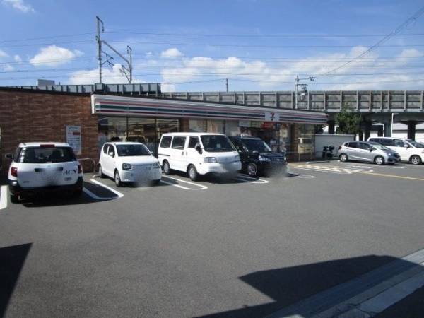 セブンイレブン　高槻北大樋町店