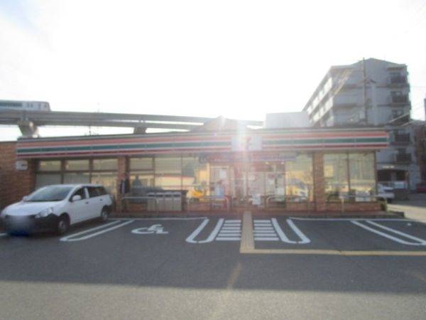 セブンイレブン摂津東一津屋店