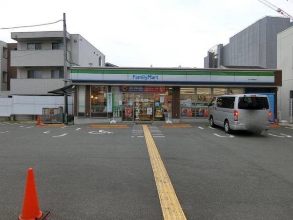 ファミリーマート茨木中穂積店