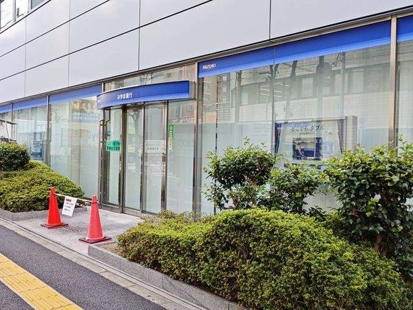 みずほ銀行吹田駅前支店