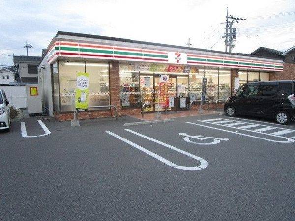 セブンイレブン 高槻奈佐原元町店