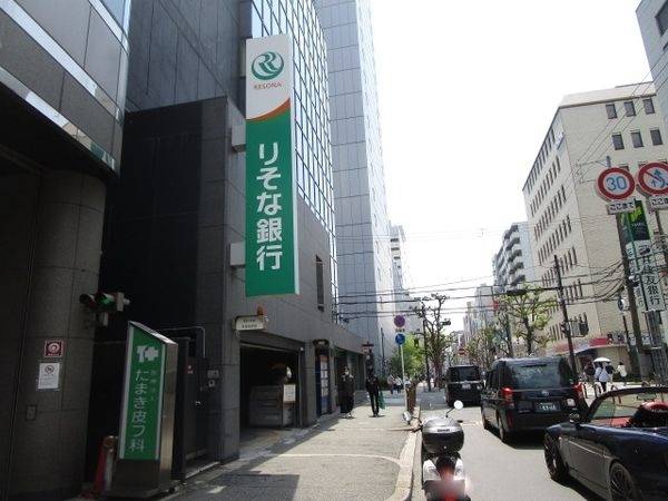 ローソン江坂駅前店