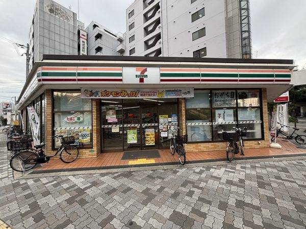 セブンイレブン東三国御堂筋店