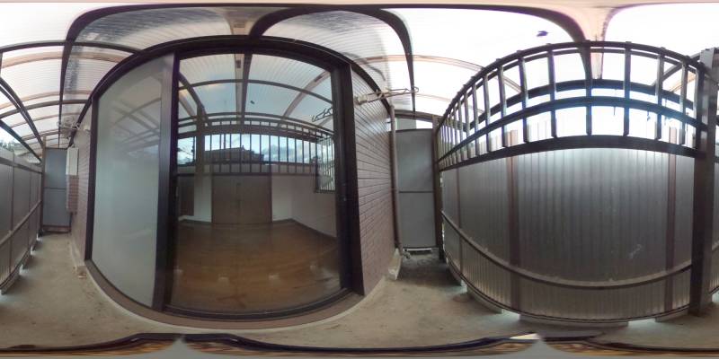 パノラマ画像バルコニー