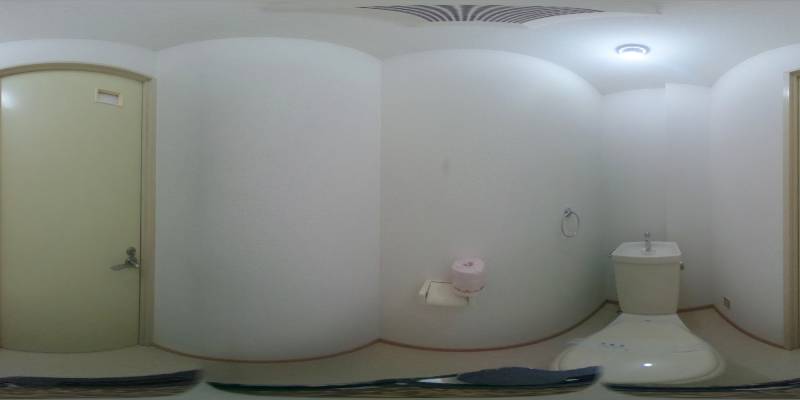 パノラマ画像トイレ
