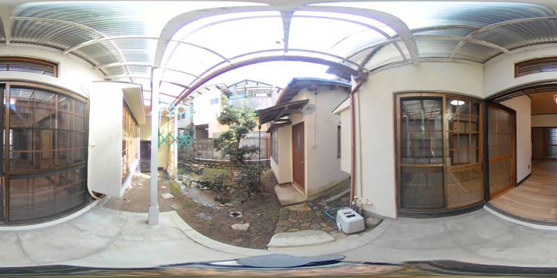 パノラマ画像庭