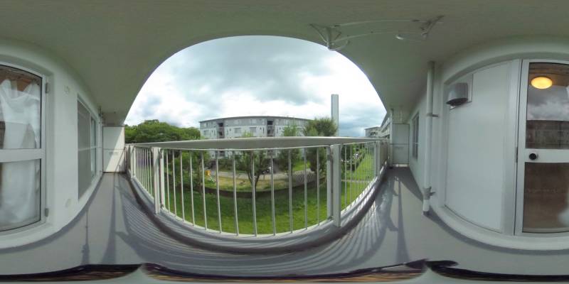 パノラマ画像バルコニー