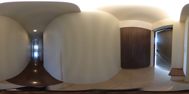 パノラマ画像玄関