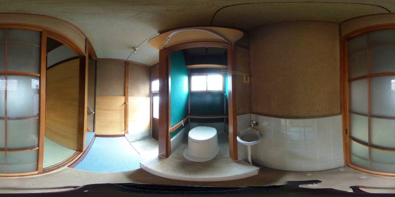 パノラマ画像トイレ