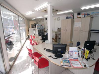 賃貸のエリッツ長岡天神店の店内