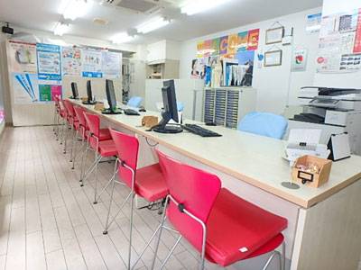 賃貸のエリッツ宇治小倉店の店内