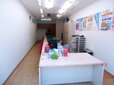 賃貸のエリッツ南草津店の店内