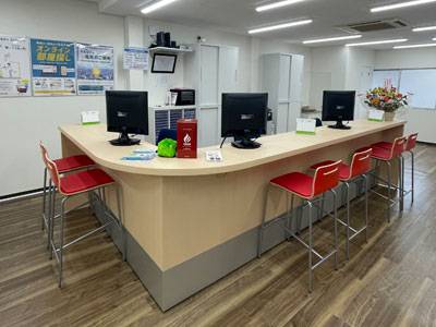 賃貸のエリッツ大和郡山店の店内