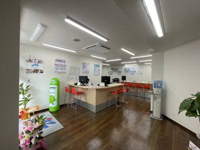 賃貸のエリッツ阪急伊丹店の店内