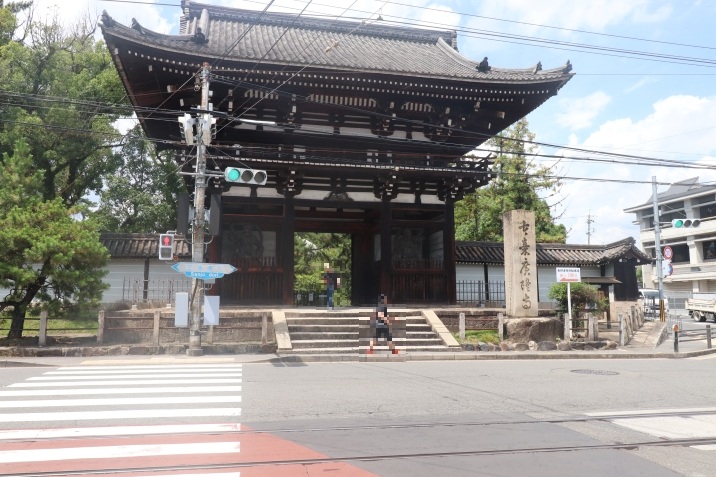 広隆寺