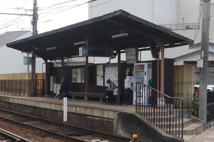西大路三条駅