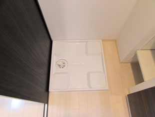 防水パン付きの洗濯機専用スペース